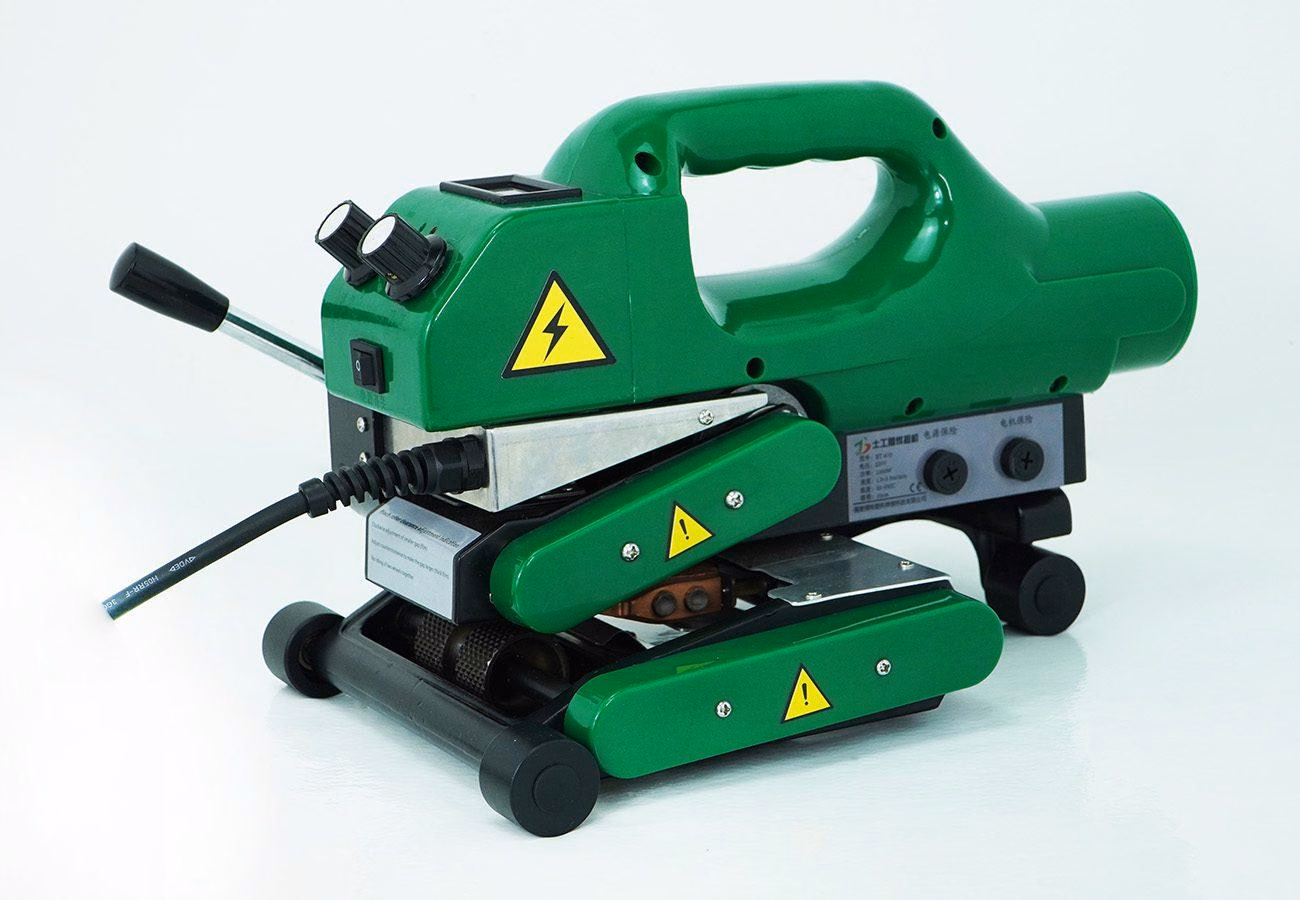 Máy hàn bạt HDPE tự động BT810D